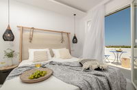 Superior Suites with 2 Bedrooms, private pool and sea view